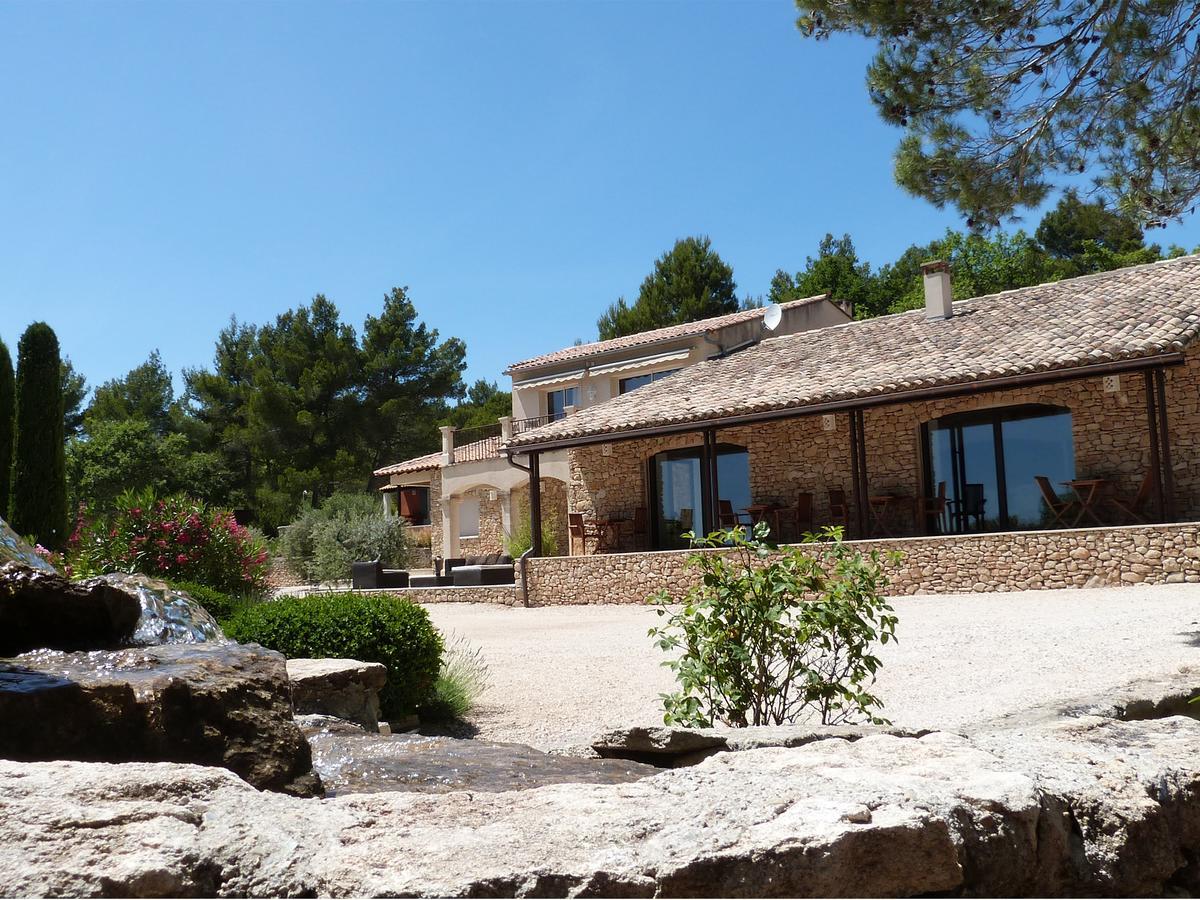 Le Jas De Joucas Hotel-Restaurant Exteriér fotografie